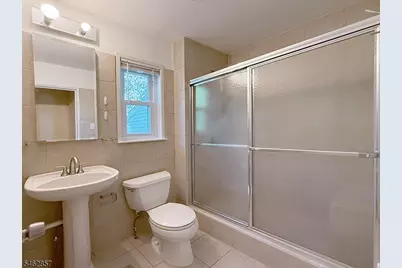 24 Wedgewood Dr #36, Verona, NJ 07044 - Photo 7
