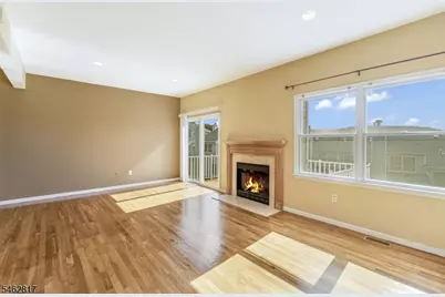 370 Summerhill Dr, Parsippany, NJ 07950 - Photo 7