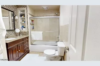 30 Pembrook Dr, Kenilworth, NJ 07033 - Photo 9