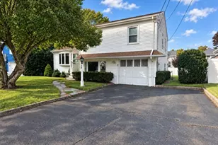 30 Pembrook Dr, Kenilworth, NJ 07033 - Photo 1