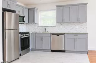 83 Stuyvesant Ave., Newark, NJ 07106 - Photo 3