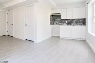83 Stuyvesant Ave., Newark, NJ 07106 - Photo 5