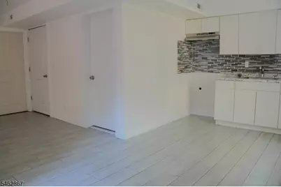 83 Stuyvesant Ave, Newark, NJ 07106 - Photo 3
