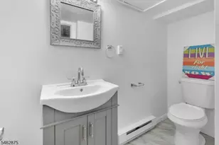 197 Delaware Ave, Aberdeen Township, NJ 07721 - Photo 23
