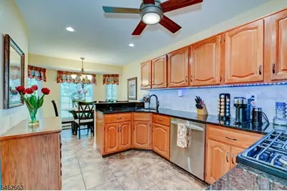 275 Morning Glory Ct, Readington, NJ 08889 - Photo 3