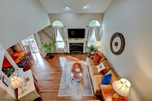 275 Morning Glory Ct, Readington, NJ 08889 - Photo 3