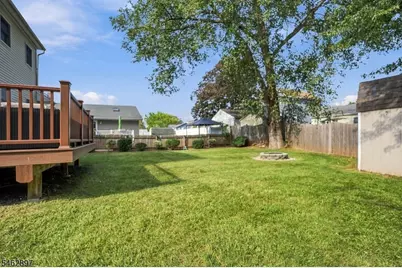 129 S 20th Ave, Manville, NJ 08835 - Photo 11