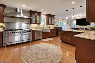 1 Fleetwood Ave, Fairfield, NJ 07004 - Photo 7
