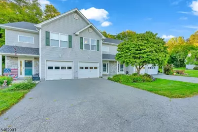 26 Beechmont Ter, Hardyston Township, NJ 07419 - Photo 1