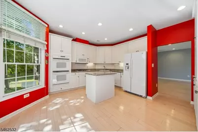 505 Regal Blvd, Livingston Twp., NJ 07039 - Photo 7