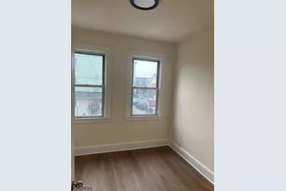 204 Jefferson St, Newark, NJ 07105 - Photo 7