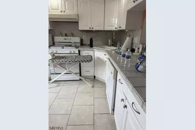 1307 Summit Ave, Union City, NJ 07087 - Photo 11