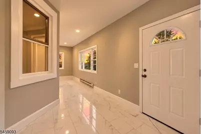 146 Poplar St, Ridgefield, NJ 07660 - Photo 3