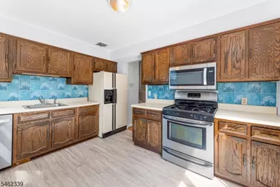 492 Herrick Dr, Rockaway Township, NJ 07801 - Photo 7