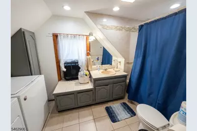 435 Washington St, Carlstadt, NJ 07072 - Photo 7