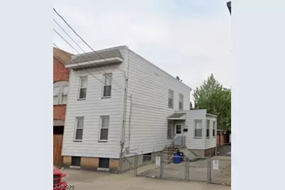 204 Jefferson St, Newark, NJ 07105 - Photo 1