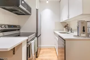 245 Anderson St, Hackensack, NJ 07601 - Photo 7