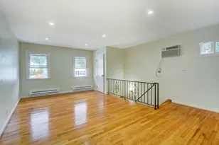 46 Hobson St, Bloomfield, NJ 07003 - Photo 3