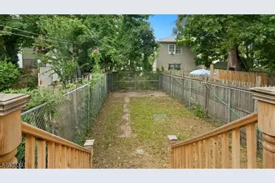 265 S 18th St, Newark, NJ 07103 - Photo 3
