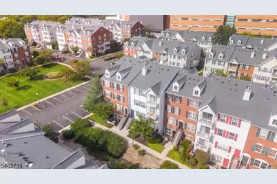 37 Vaughan Dr, Newark, NJ 07103 - Photo 7