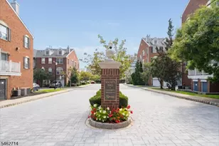 37 Vaughan Dr, Newark, NJ 07103 - Photo 15