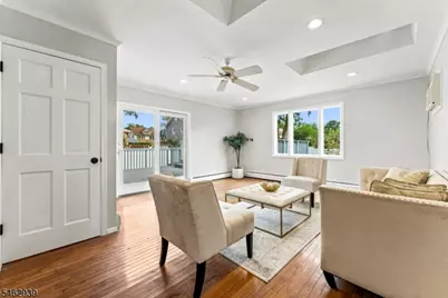 116 E Webster Ave, Roselle Park, NJ 07204 - Photo 21