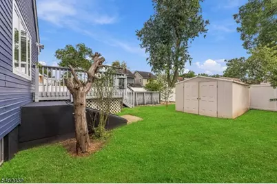 116 E Webster Ave, Roselle Park, NJ 07204 - Photo 5