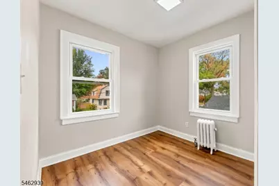 116 E Webster Ave, Roselle Park, NJ 07204 - Photo 27