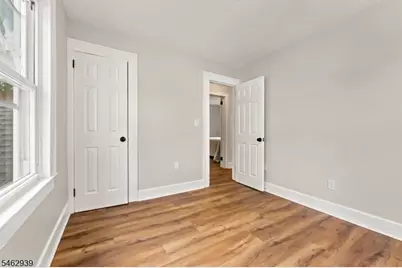 116 E Webster Ave, Roselle Park, NJ 07204 - Photo 25