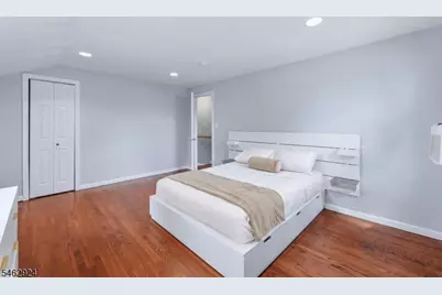 635 Robinson Ter, Union Township, NJ 07083 - Photo 11