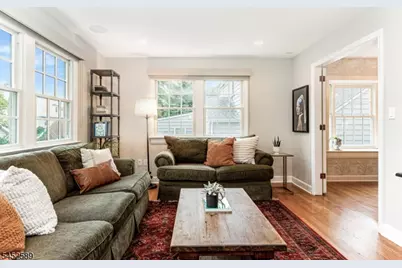 9 Garthwaite Ter, Maplewood, NJ 07040 - Photo 17