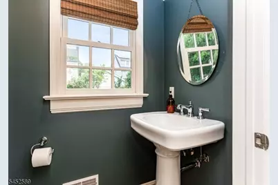 9 Garthwaite Ter, Maplewood, NJ 07040 - Photo 19