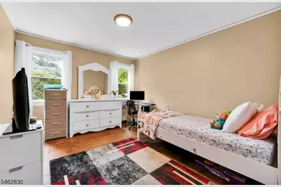 2090 Raritan Rd, Scotch Plains Township, NJ 07076 - Photo 13