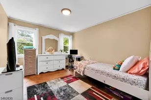 2090 Raritan Rd, Scotch Plains Township, NJ 07076 - Photo 13