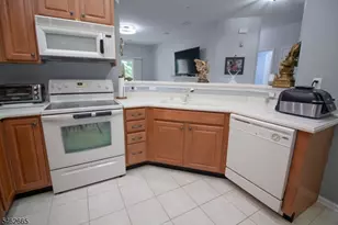 2202 Avery Ct, Franklin Township, NJ 08873 - Photo 7