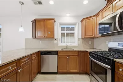 28 Davis St, Harrison, NJ 07029 - Photo 25