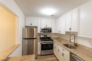 207 Cambridge Ct, Clifton, NJ 07014 - Photo 7