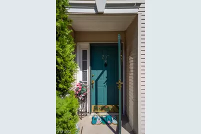 207 Cambridge Ct, Clifton, NJ 07014 - Photo 3