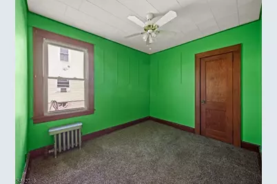 411 Hazel St, Clifton, NJ 07011 - Photo 11