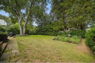 926 Steib Ter, Union Township, NJ 07083 - Photo 19