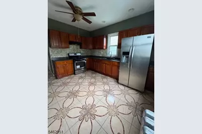 1083 Grove St, Irvington, NJ 07111 - Photo 5
