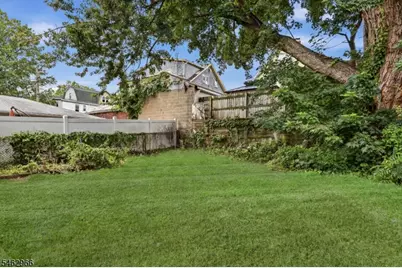 407 Chadwick Ave, Newark, NJ 07112 - Photo 37