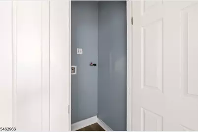 407 Chadwick Ave, Newark, NJ 07112 - Photo 17