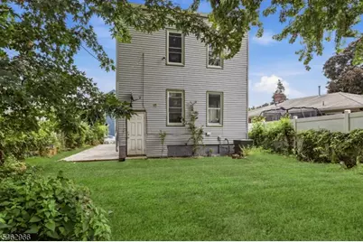 407 Chadwick Ave, Newark, NJ 07112 - Photo 39