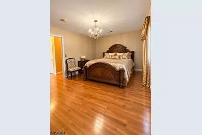 34 Roosevelt St, New Brunswick, NJ 08901 - Photo 7