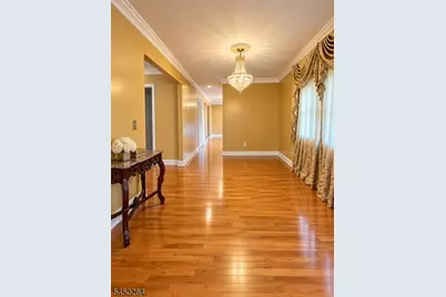 34 Roosevelt St, New Brunswick, NJ 08901 - Photo 3