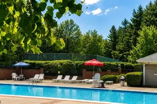 216 Sapphire Ln, Franklin Township, NJ 08823 - Photo 9