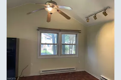 28 Harvard Trl, Hopatcong, NJ 07843 - Photo 5