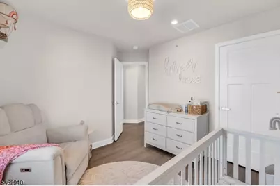 246 Kiln Dr, Aberdeen Township, NJ 07721 - Photo 9