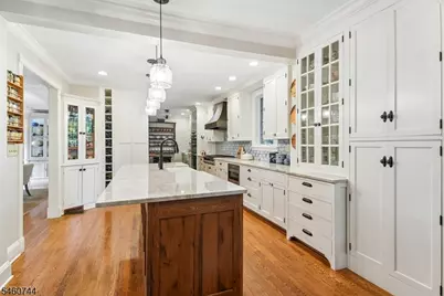 52 Division, 75 Valley View, Summit, NJ 07901 - Photo 5